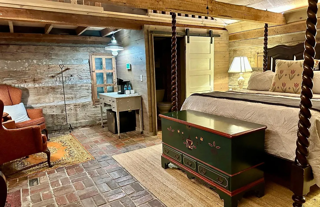 The Montgomery B&B-1